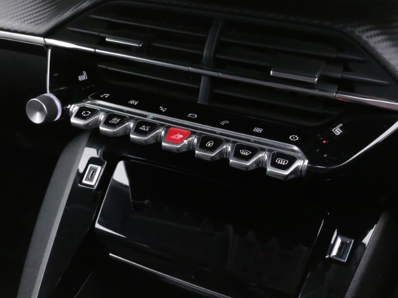 Used Peugeot 2008 2020 for sale - 77343009: Photo 15