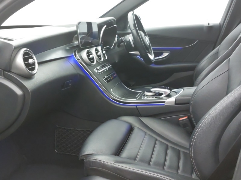 Used Mercedes-Benz C Class 2021 for sale - 78147035: Photo 5