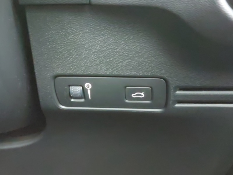 Used Volvo XC40 2019 for sale - 78085392: Photo 19