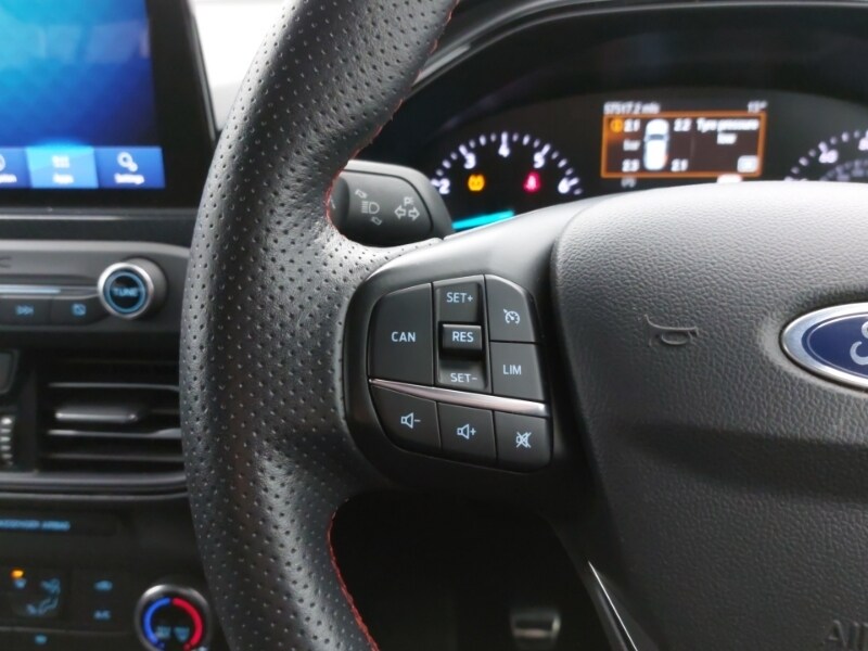 Used Ford Focus 2019 for sale - 76533500: Photo 18