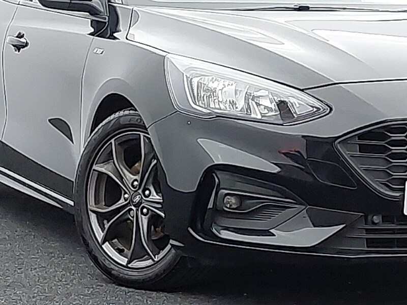 Used Ford Focus 2019 for sale - 76533500: Photo 9