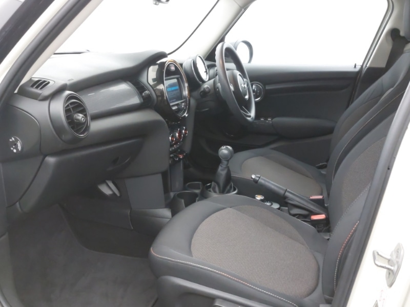 Used MINI Hatch 2020 for sale - 77776835: Photo 5