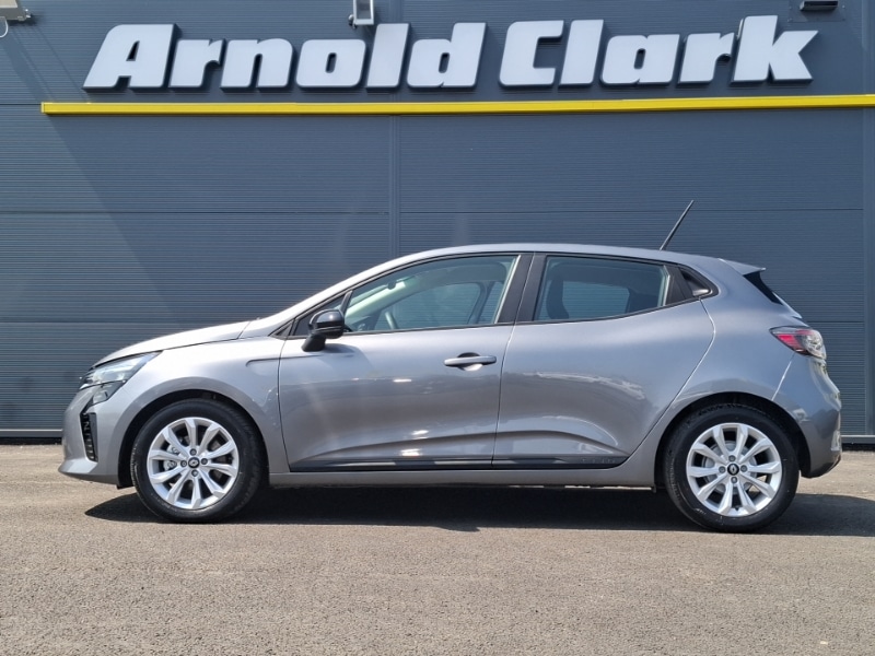 Used Renault Clio 2024 for sale - 76150517: Photo 4
