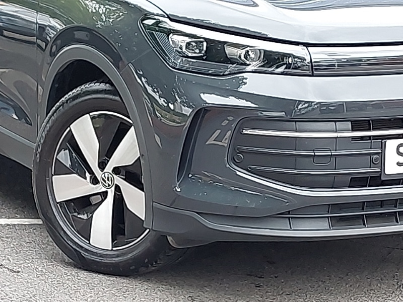 Used Volkswagen Tiguan 2024 for sale - 76213508: Photo 9