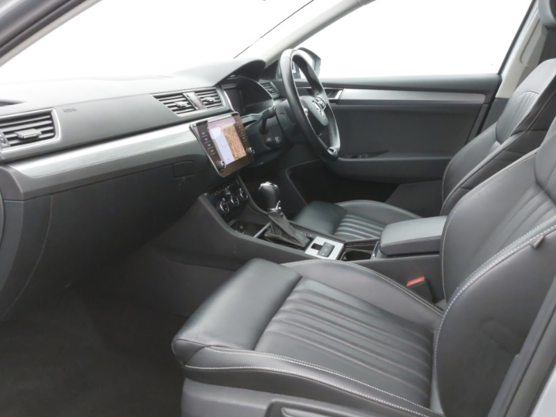 Used Skoda Superb 2022 for sale - 76121009: Photo 5