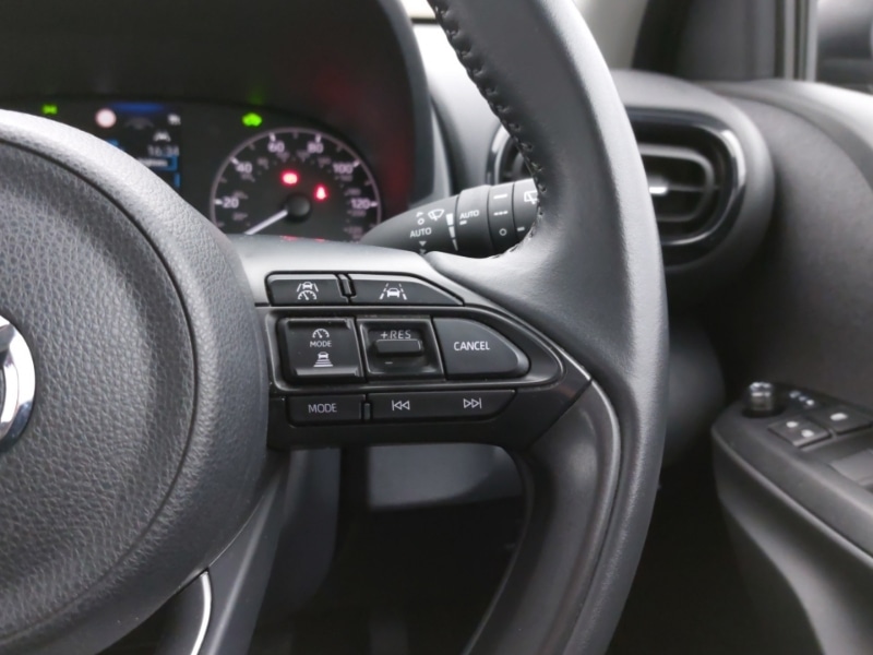 Used Mazda Mazda2 HYBRID 2024 for sale - 76987241: Photo 18