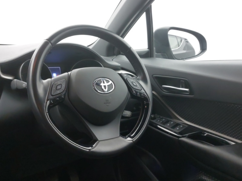 Used Toyota C-HR 2019 for sale - 76663900: Photo 10