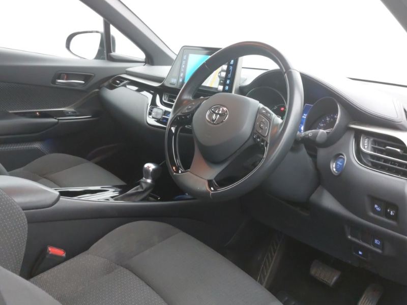Used Toyota C-HR 2019 for sale - 76663900: Photo 12