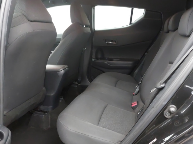 Used Toyota C-HR 2019 for sale - 76663900: Photo 6