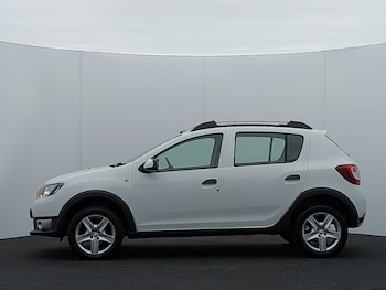 Used Dacia Sandero Stepway 2015 for sale - 78013179: Photo