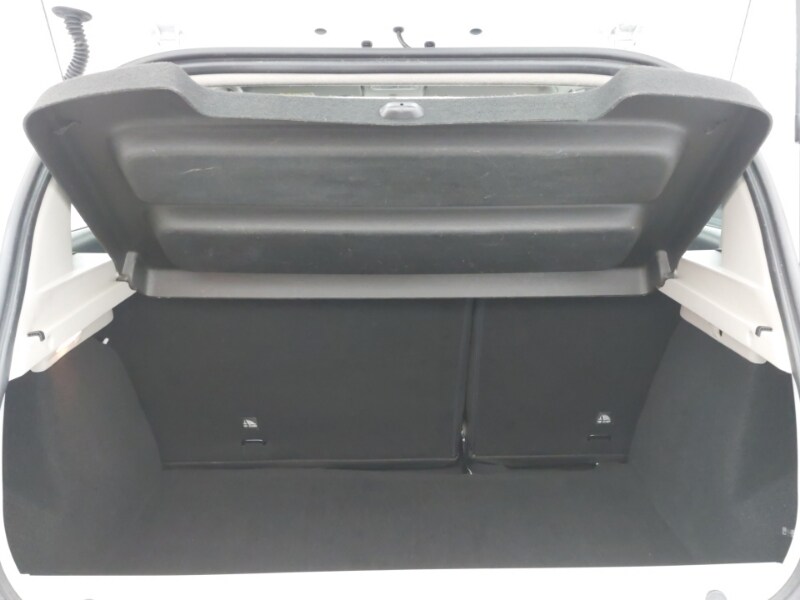 Used Dacia Sandero Stepway 2015 for sale - 78013179: Photo 8