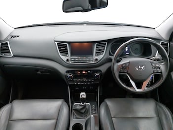 Used Hyundai TUCSON 2017 for sale - 77964402: Photo