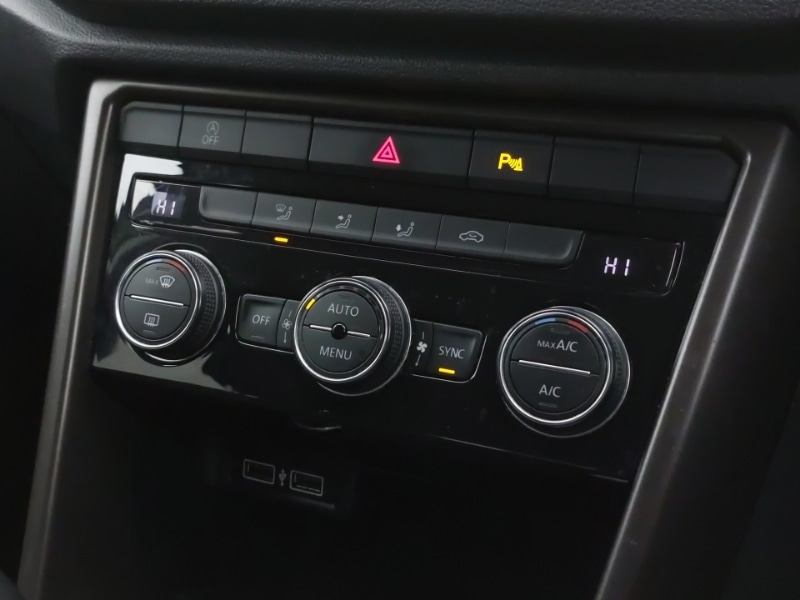 Used Volkswagen T-Roc 2019 for sale - 76602531: Photo 15