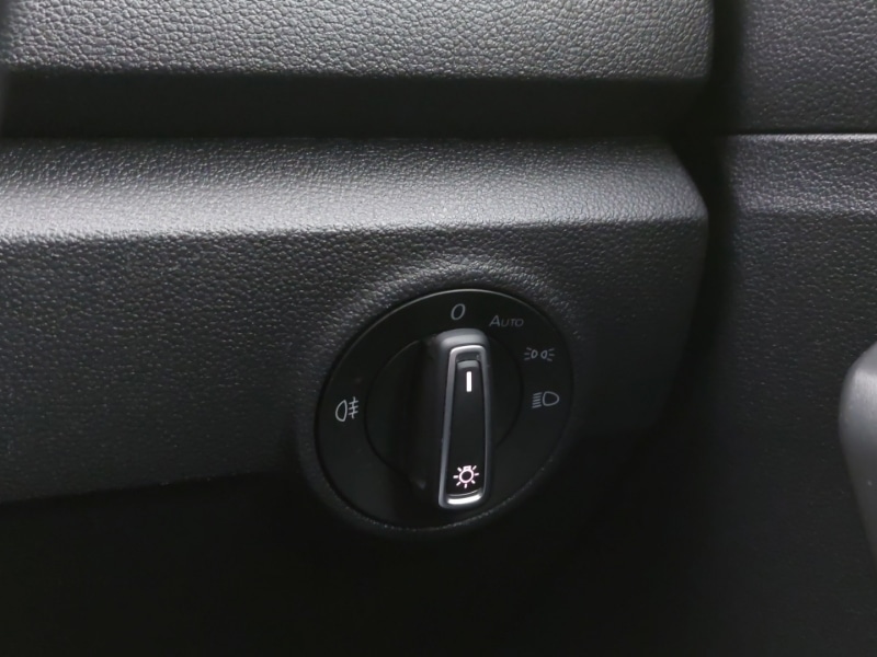 Used Volkswagen T-Roc 2019 for sale - 76602531: Photo 19