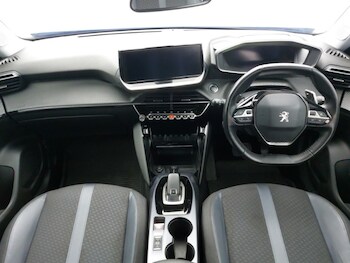 Used Peugeot 2008 2020 for sale - 76502123: Photo