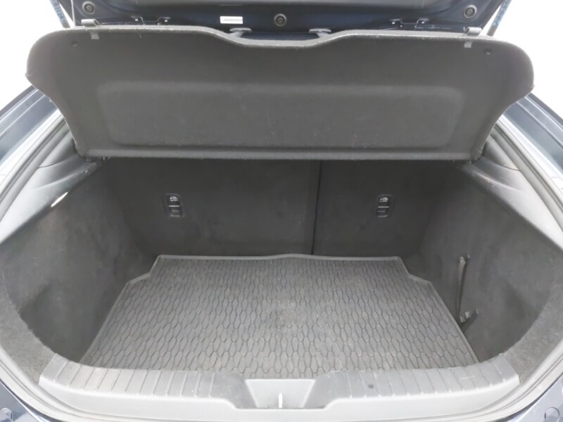 Used Mazda Mazda3 2019 for sale - 76264669: Photo 8