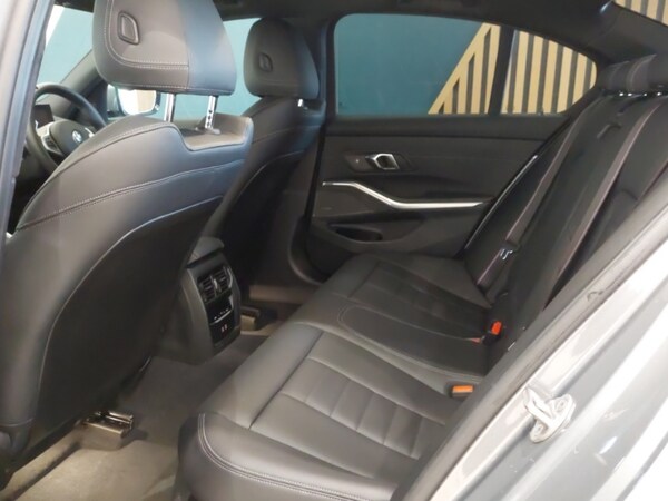 Used BMW 3 Series 2024 for sale - 76199200: Photo 6