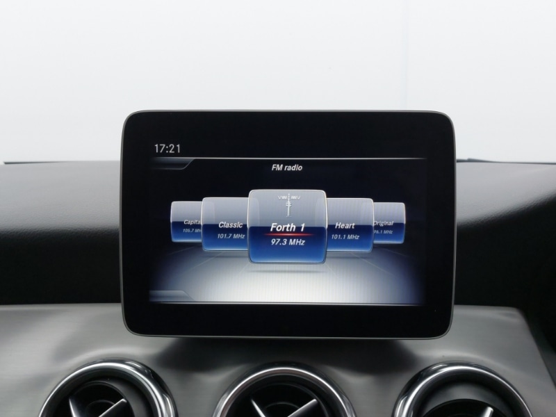 Used Mercedes-Benz GLA 2020 for sale - 76987244: Photo 11