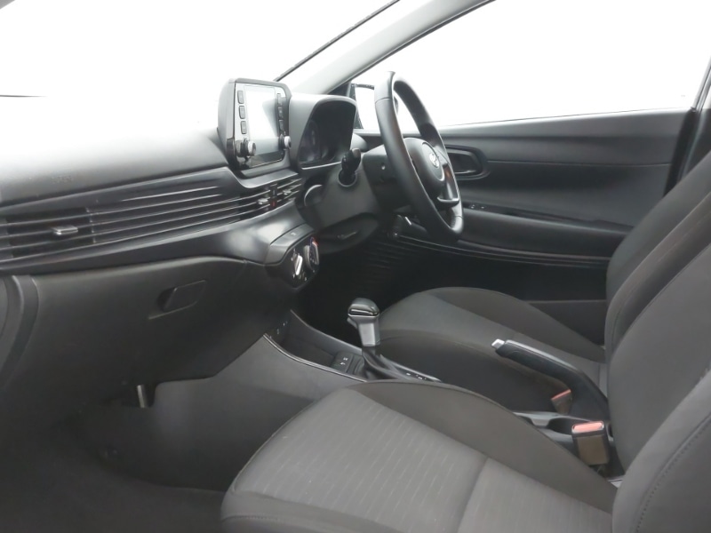 Used Hyundai i20 2022 for sale - 76763809: Photo 5