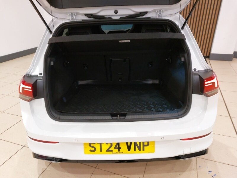 Used Volkswagen Golf 2024 for sale - 77062419: Photo 8