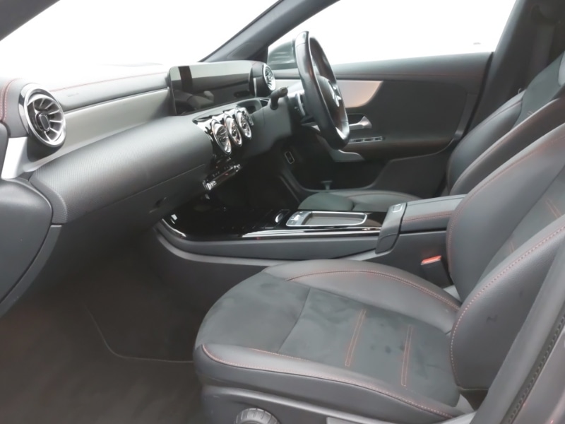 Used Mercedes-Benz CLA 2023 for sale - 76275520: Photo 5