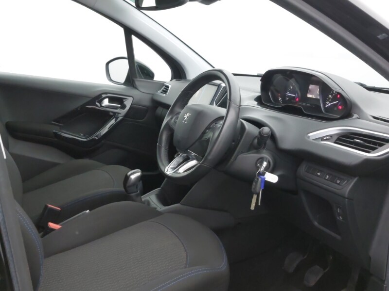 Used Peugeot 208 2018 for sale - 77964364: Photo 12