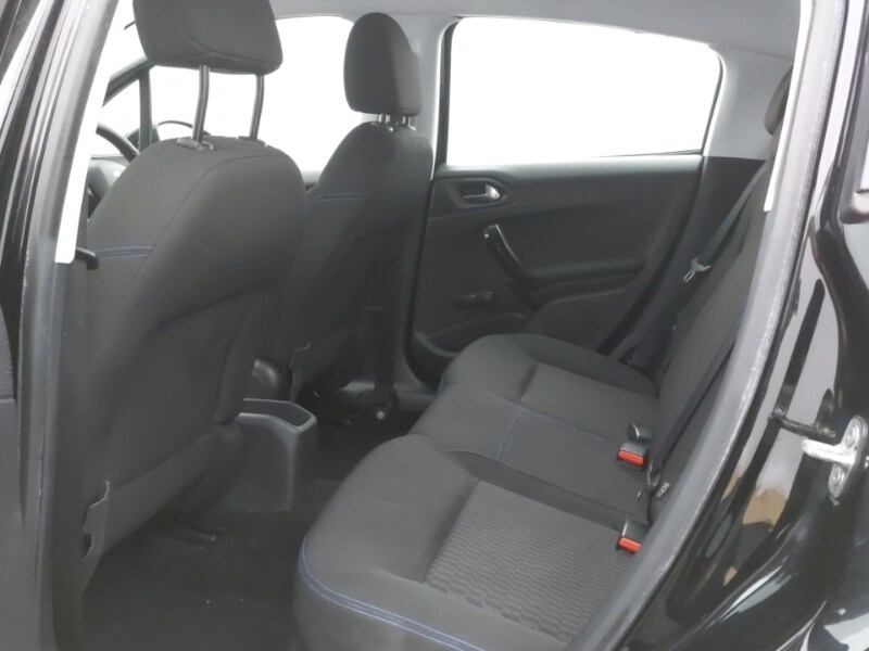 Used Peugeot 208 2018 for sale - 77964364: Photo 6