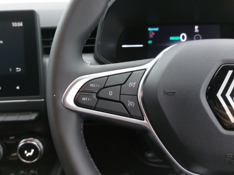 Used Renault Clio 2024 for sale - 76354615: Photo 16