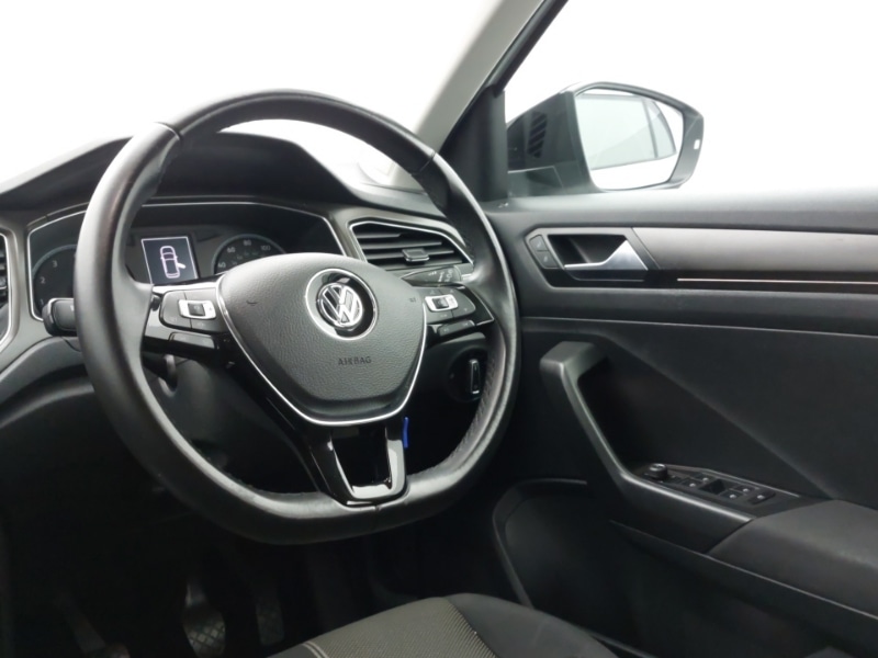 Used Volkswagen T-Roc 2019 for sale - 76285719: Photo 10