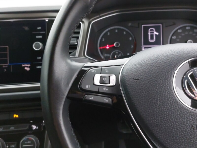 Used Volkswagen T-Roc 2019 for sale - 76285719: Photo 17