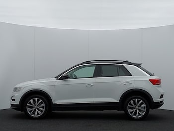 Used Volkswagen T-Roc 2019 for sale - 76285719: Photo