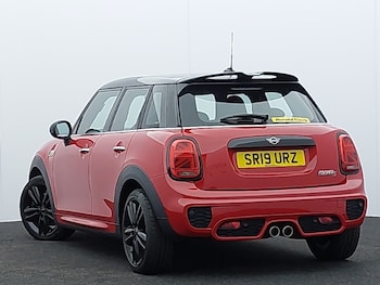 Used MINI Hatch 2019 for sale - 79195341: Photo