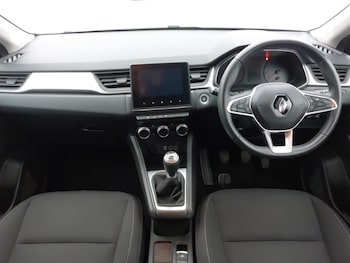 Used Renault Captur 2021 for sale - 77366660: Photo