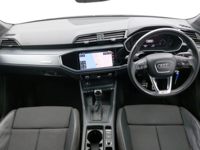 Used Audi Q3 2019 for sale - 76055160: Photo 2