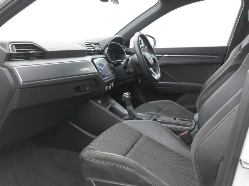 Used Audi Q3 2019 for sale - 76055160: Photo 5
