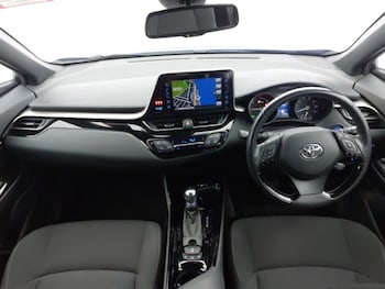 Used Toyota C-HR 2018 for sale - 79561829: Photo