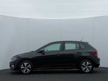 Used Volkswagen Polo 2019 for sale - 77797449: Photo