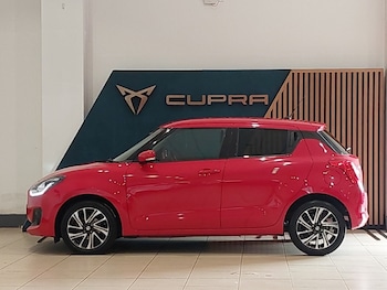Used Suzuki Swift 2023 for sale - 75576142: Photo
