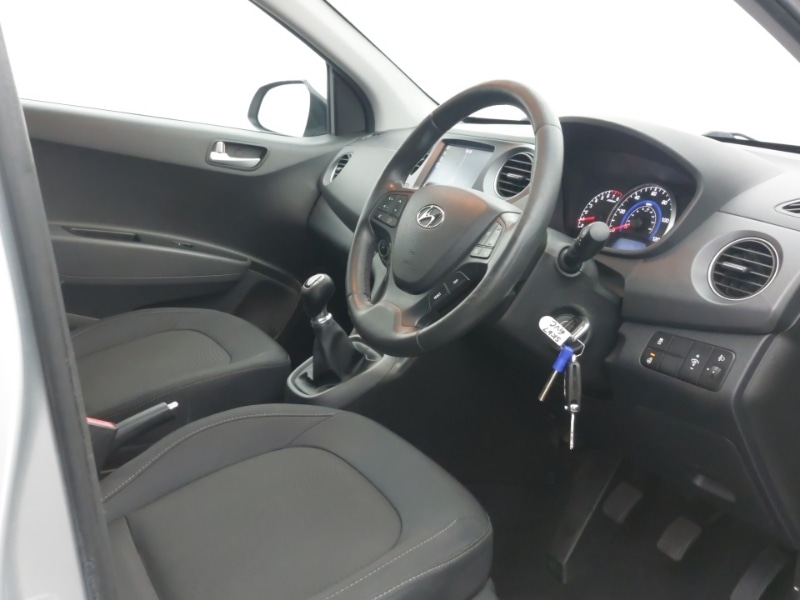 Used Hyundai i10 2017 for sale - 78013175: Photo 12