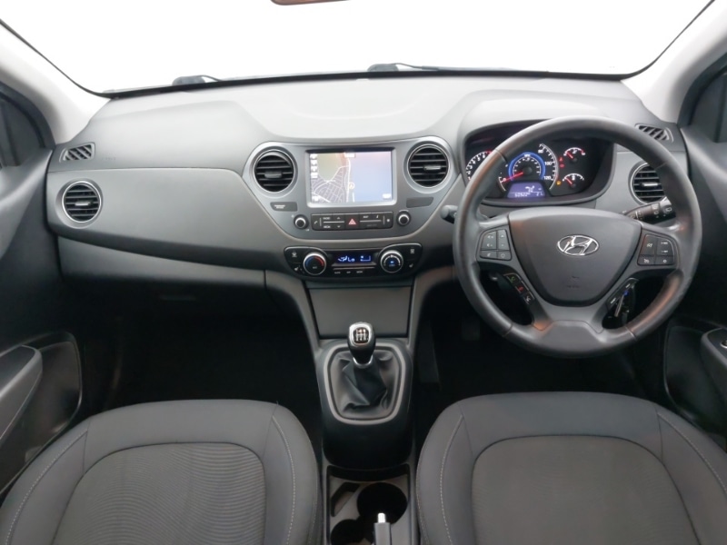 Used Hyundai i10 2017 for sale - 78013175: Photo 2