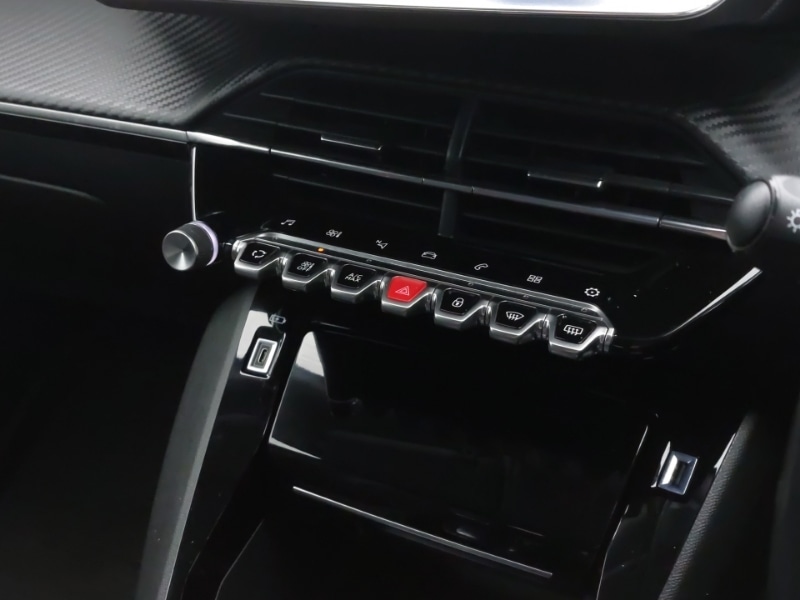 Used Peugeot 2008 2020 for sale - 77068285: Photo 15