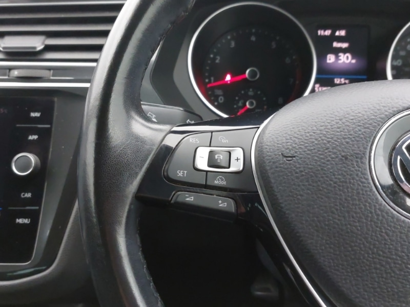 Used Volkswagen Tiguan 2018 for sale - 76602525: Photo 17