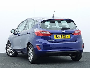 Used Ford Fiesta 2018 for sale - 79061200: Photo