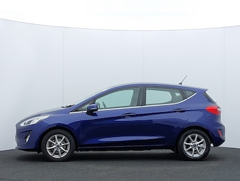 Used Ford Fiesta 2018 for sale - 79061200: Photo