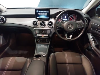 Used Mercedes-Benz GLA 2019 for sale - 78567517: Photo