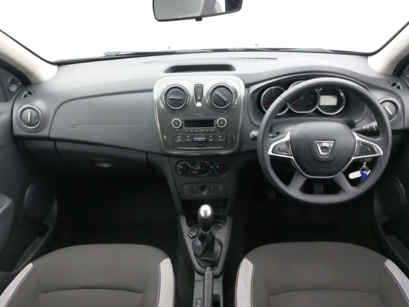 Used Dacia Sandero Stepway 2020 for sale - 77644169: Photo 2