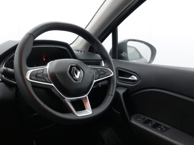 Used Renault Captur 2022 for sale - 77289594: Photo 10