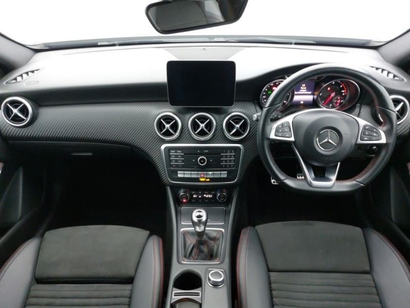 Used Mercedes-Benz A-Class 2017 for sale - 76763811: Photo 2