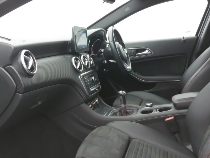 Used Mercedes-Benz A-Class 2017 for sale - 76763811: Photo 5