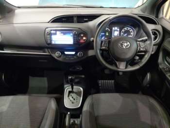 Used Toyota Yaris 2019 for sale - 74595509: Photo